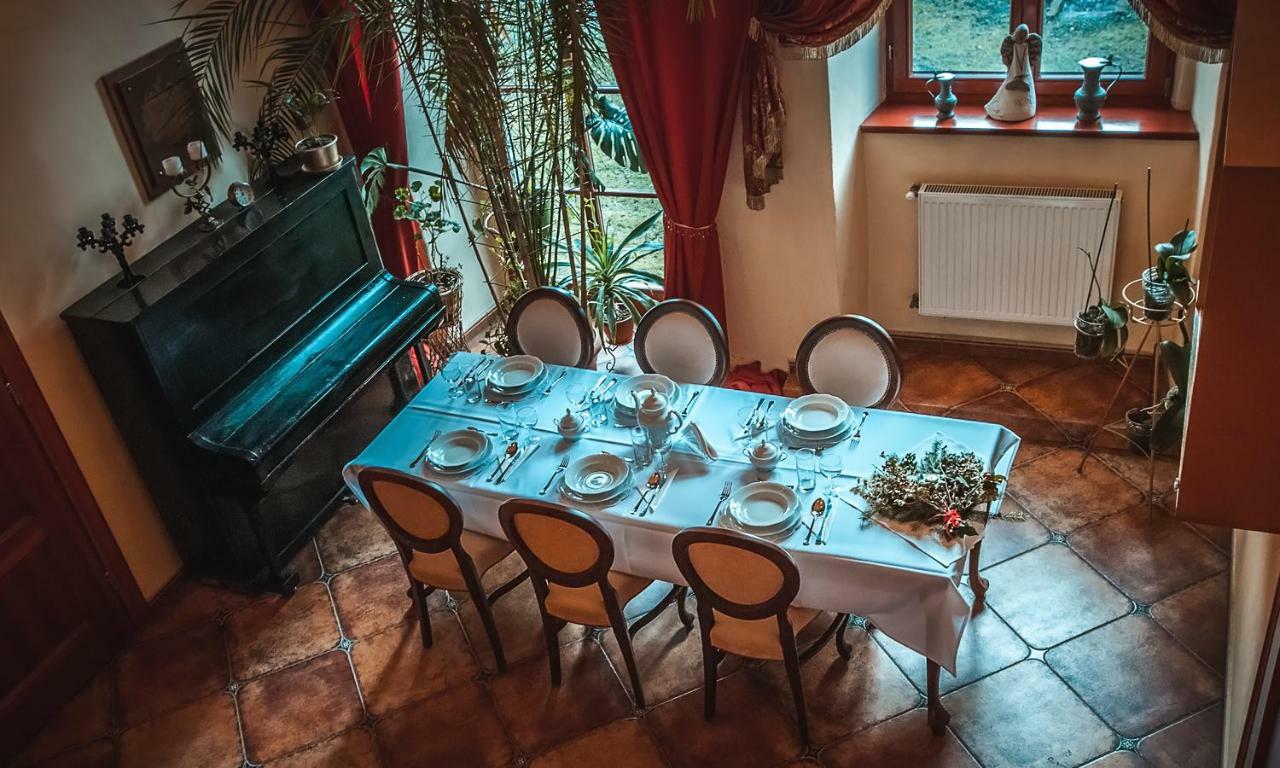 Zamek Dobroszyce Aparthotel Bagian luar foto