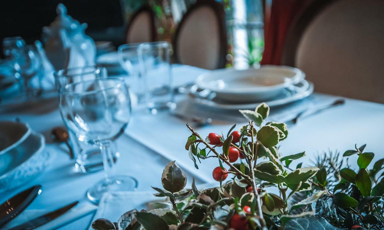 Zamek Dobroszyce Aparthotel Bagian luar foto